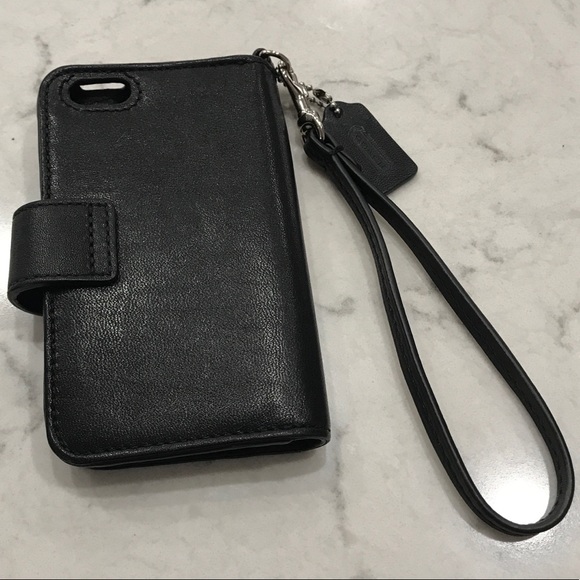 SOLD - Coach Wristlet/Folio - Picture 4 of 4